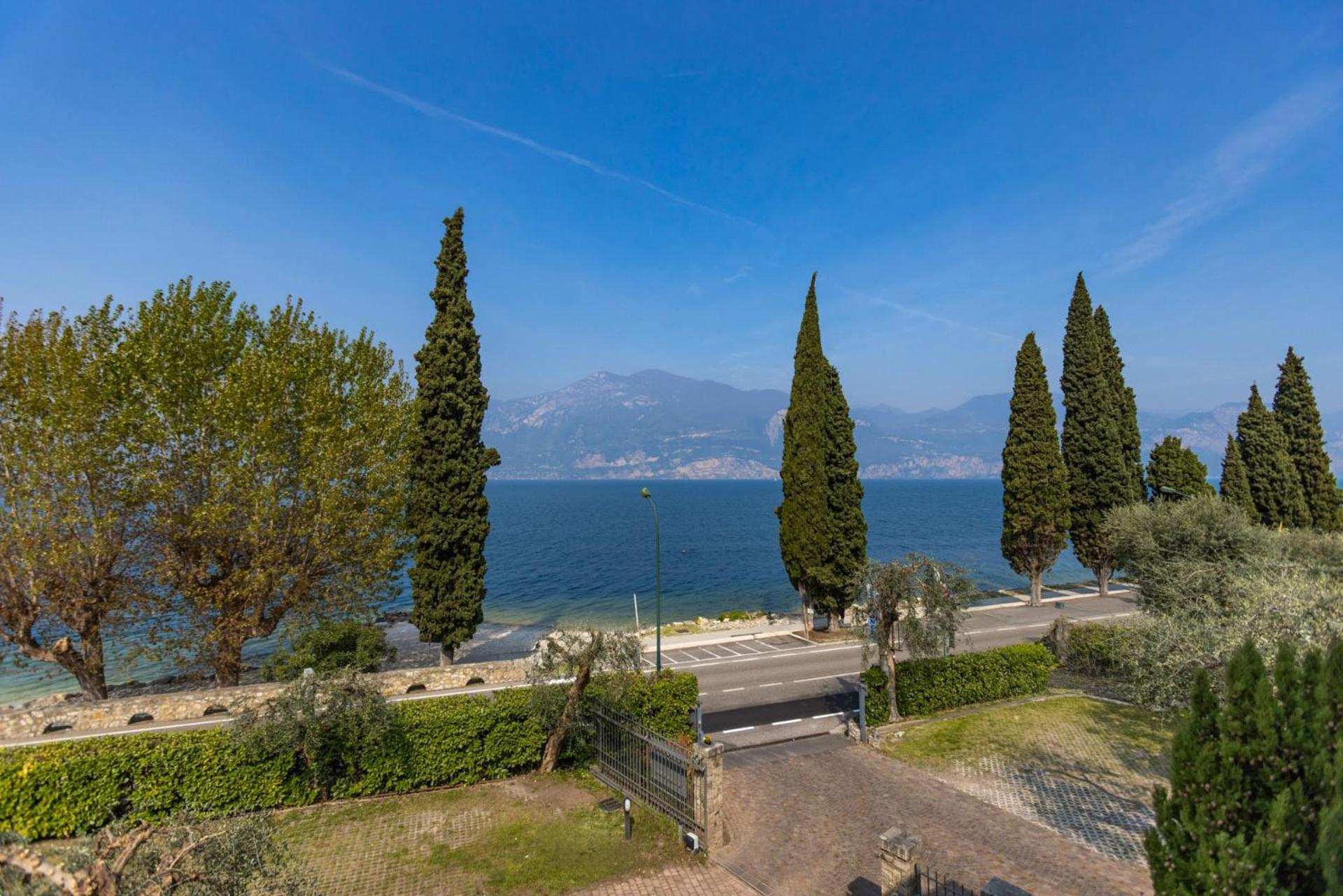 Residence Solei Classic & Plus Brenzone sul Garda Εξωτερικό φωτογραφία