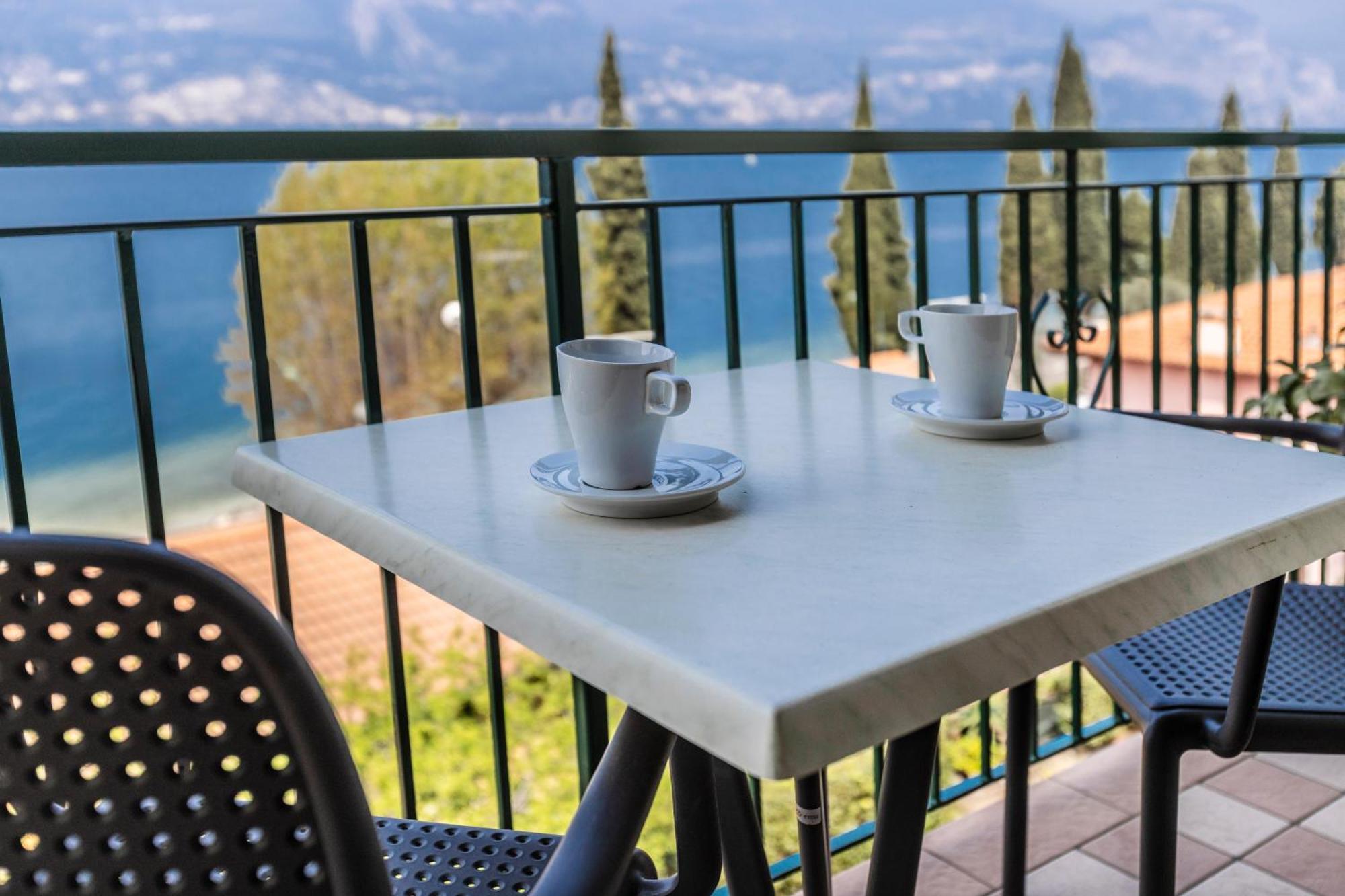 Residence Solei Classic & Plus Brenzone sul Garda Εξωτερικό φωτογραφία