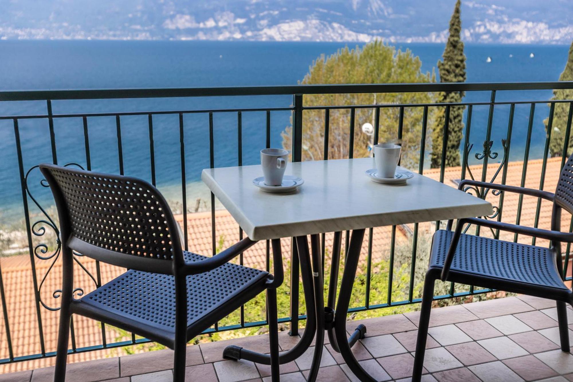Residence Solei Classic & Plus Brenzone sul Garda Εξωτερικό φωτογραφία